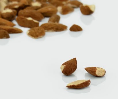 Almonds pieces