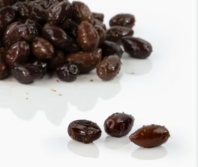 Kalamata olives with oregano